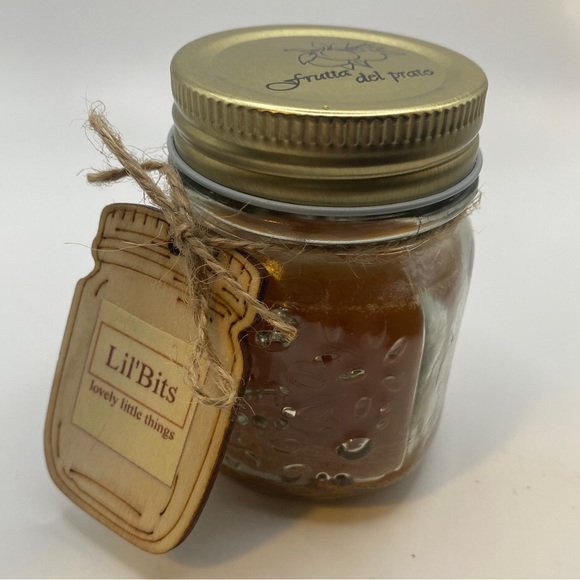 Gift Set- ‘Apres Ski’- Howlite anxiety beads and scented candle - Picture 5 of 7